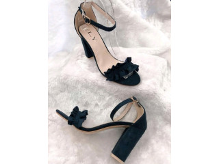 Ladies shoes