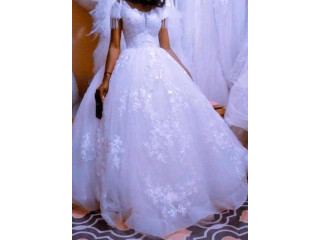 Wedding dress