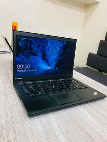 pre-owned-laptop-big-0