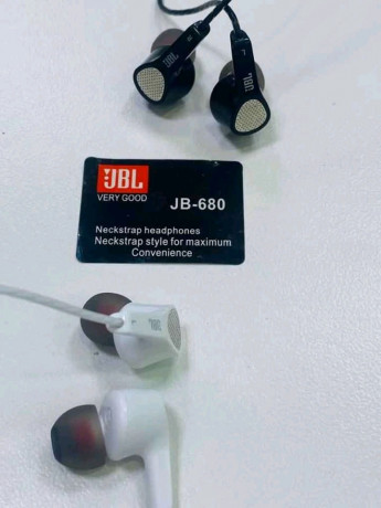 jbl-headsets-big-0